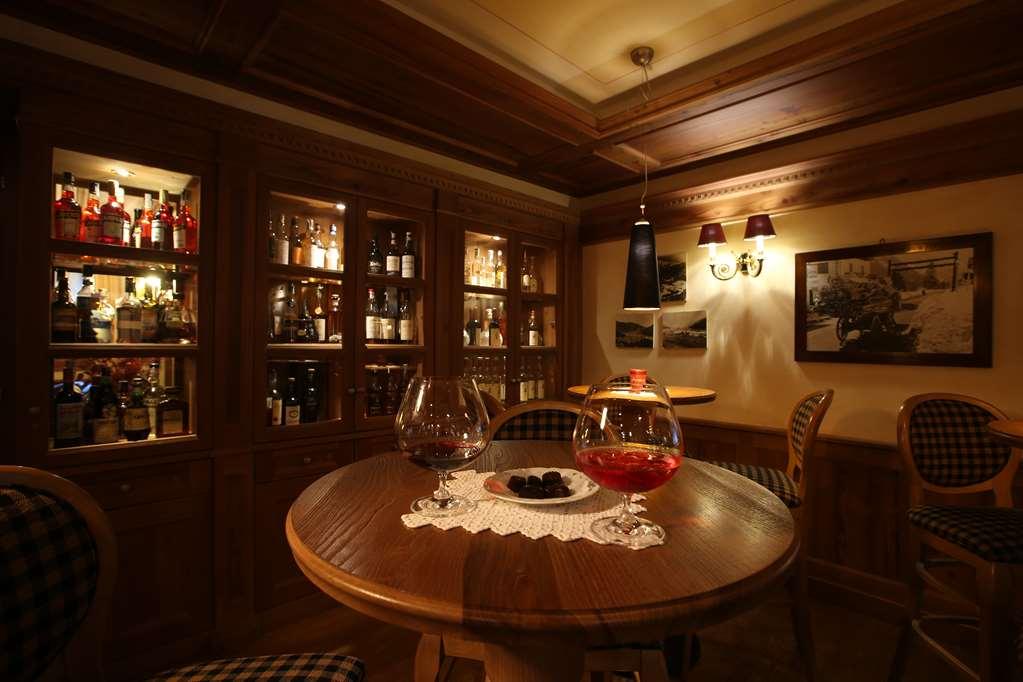 Alpen Suite Hotel Madonna Restaurant foto
