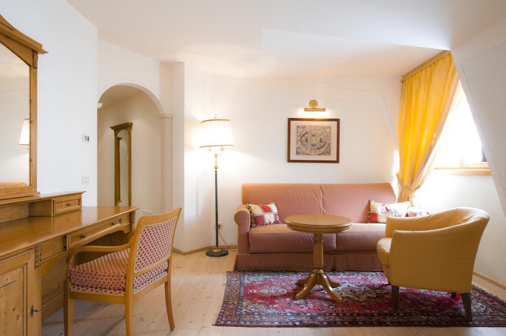Alpen Suite Hotel Madonna Exterior foto